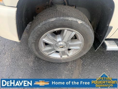 Used 2013 Chevrolet Silverado 1500 LTZ w/ LTZ White Diamond Edition AWD/4WD image 10