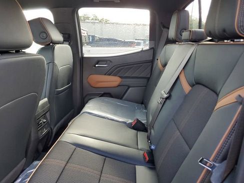 New 2026 GMC Canyon AT4 AWD/4WD image 11