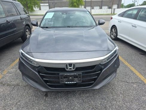 Used 2019 Honda Accord EX image 6