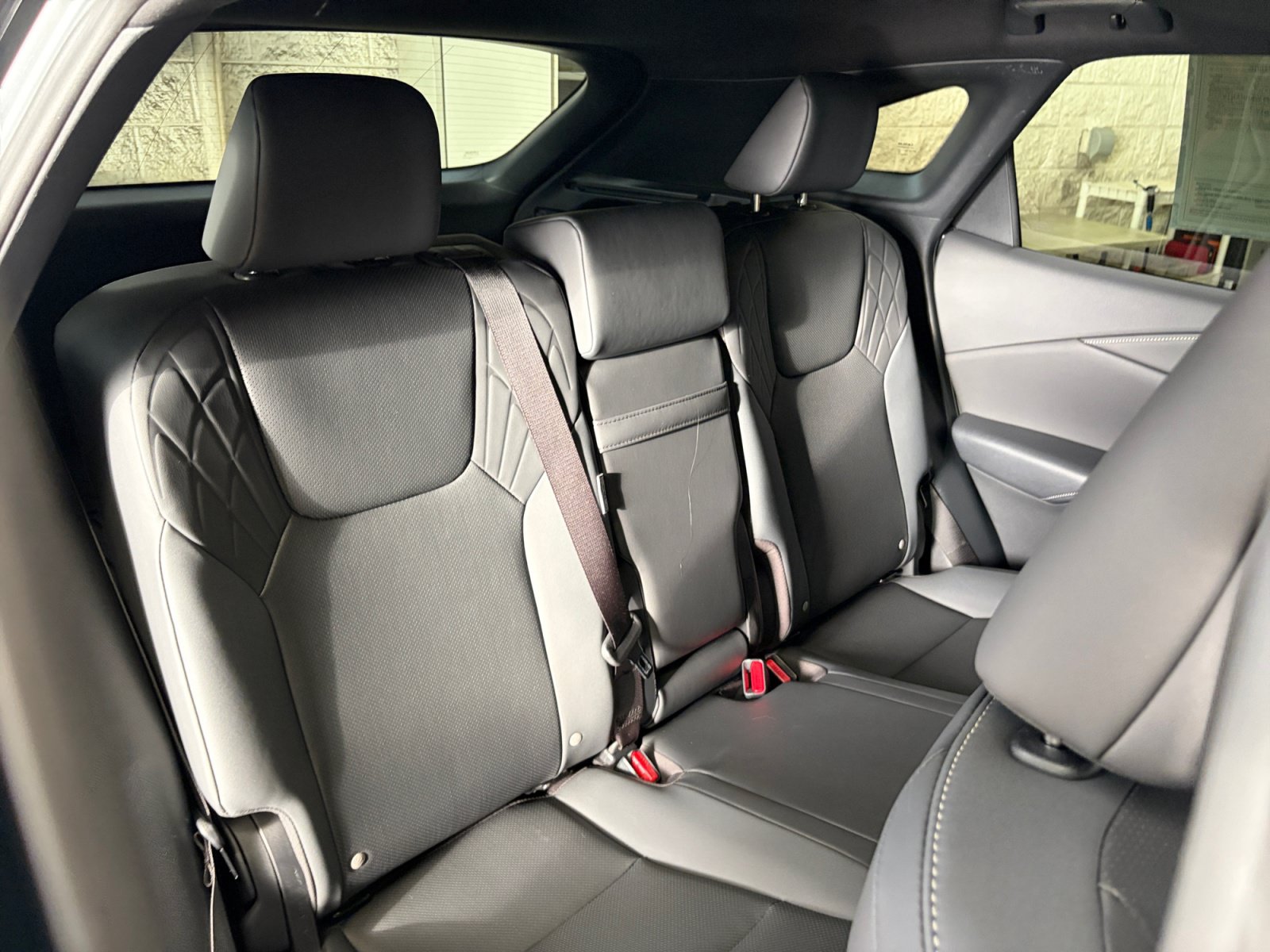Used 2025 Lexus RX 350h w/ Convenience Package AWD/4WD image 18
