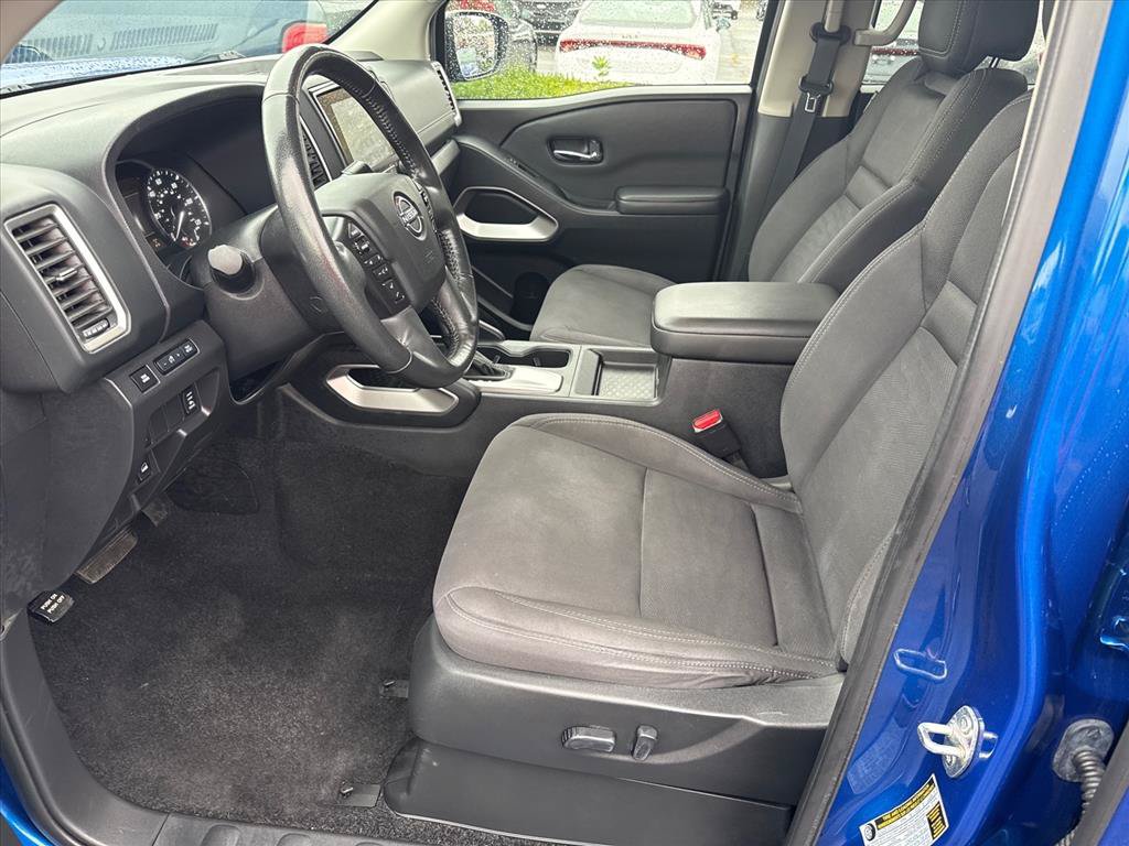 Used 2024 Nissan Frontier SV w/ SV Convenience Package AWD/4WD image 9