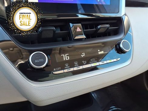 Used 2024 Toyota Corolla LE image 17