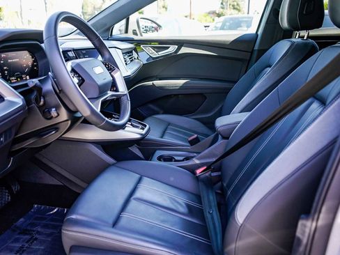 Used 2023 Audi Q4 e-tron Premium Plus w/ Premium Plus image 17