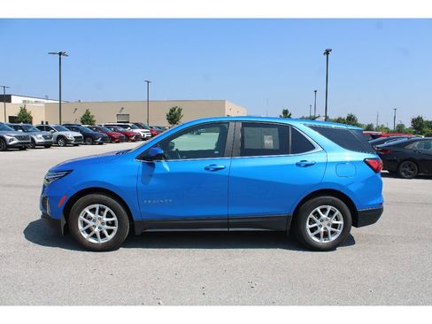 Used 2024 Chevrolet Equinox LT w/ LPO, Floor Liner Package image 2