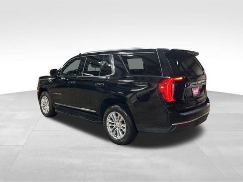 Used 2024 GMC Yukon SLT image 3