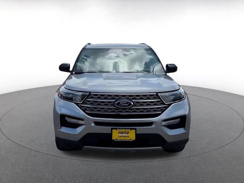 Used 2024 Ford Explorer Limited RWD image 7