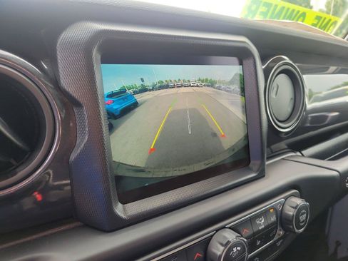 Used 2022 Jeep Wrangler Unlimited Sport AWD/4WD image 28