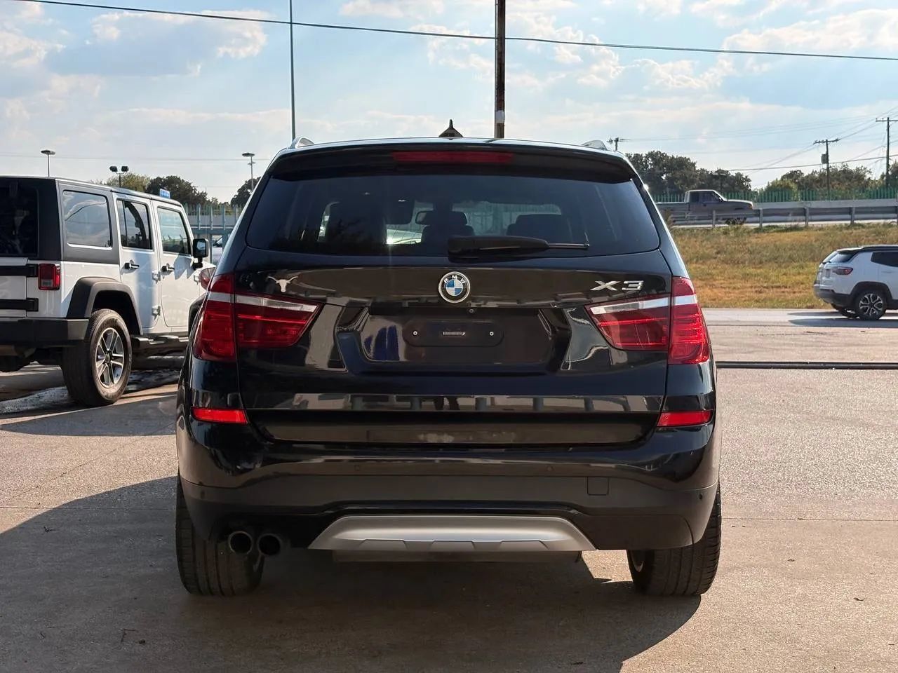Used 2016 BMW X3 xDrive28i AWD/4WD image 4