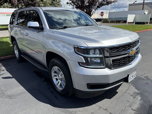 Used 2017 Chevrolet Tahoe LT AWD/4WD image 3