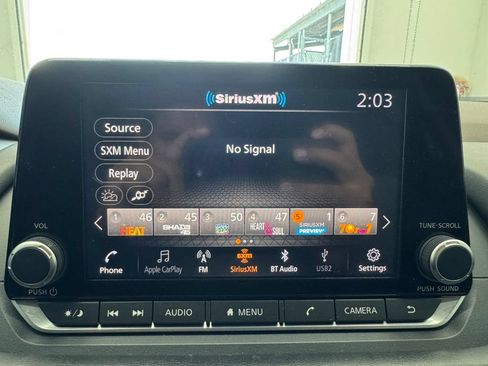 Used 2022 Nissan Rogue SV FWD image 28