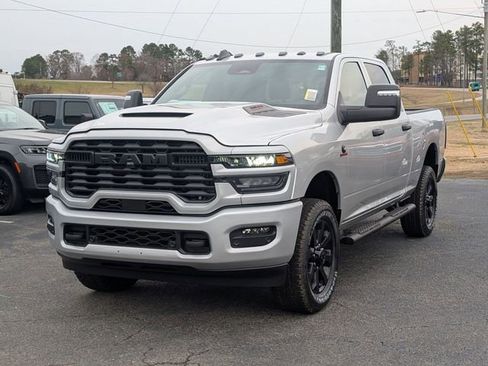 New 2026 RAM 2500 Tradesman AWD/4WD image 4