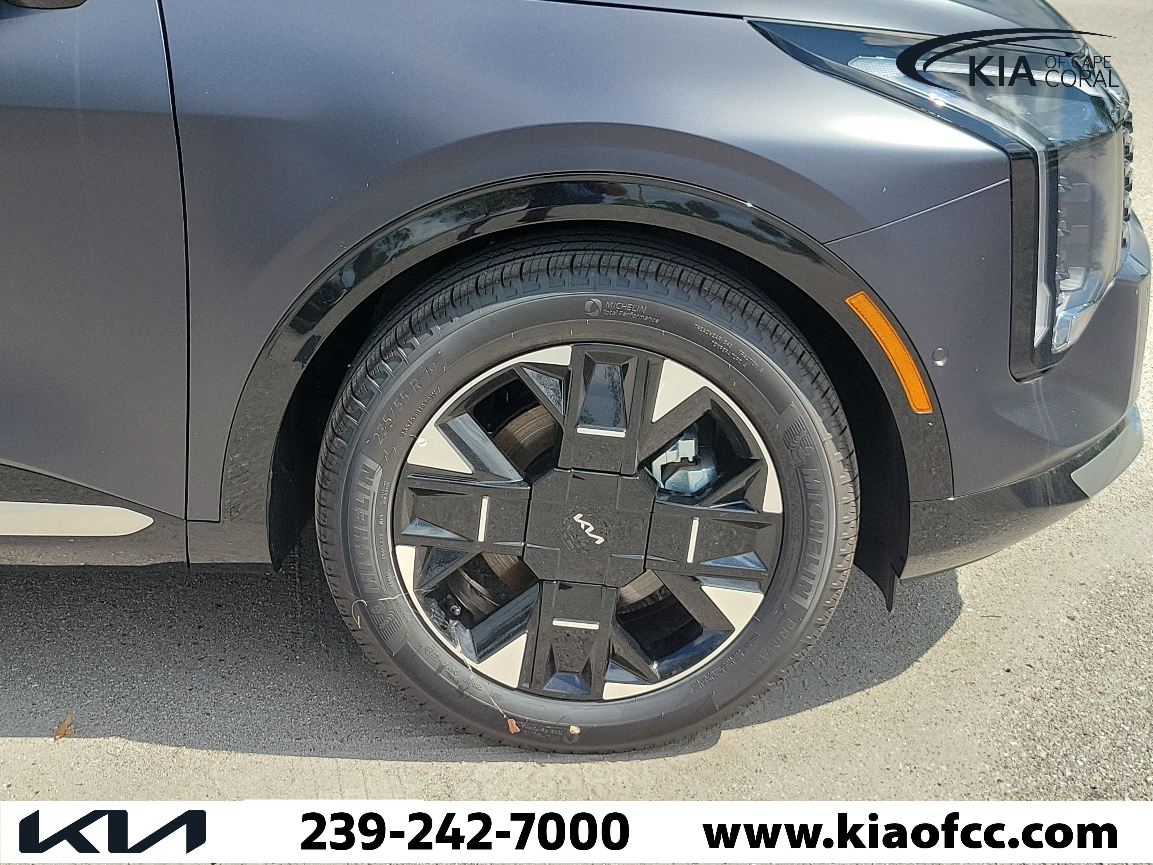New 2026 Kia Sportage SX FWD image 7