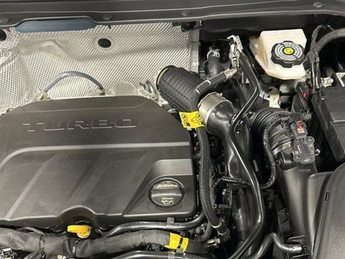 New 2025 Buick Envista Avenir image 13