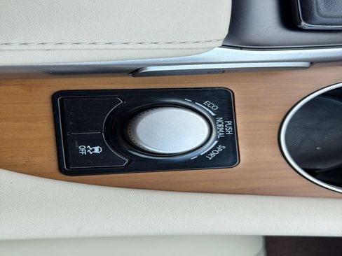 Used 2019 Lexus RX 350 FWD w/ Navigation Package image 31
