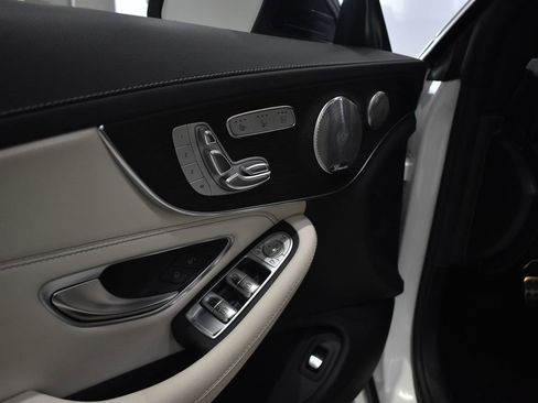 Used 2020 Mercedes-Benz C 300 4MATIC Cabriolet image 23