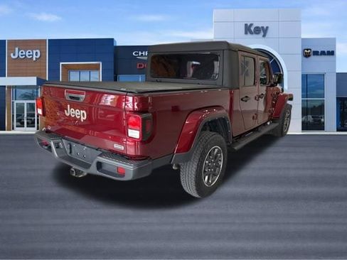 Used 2022 Jeep Gladiator Overland w/ Trailer Tow Package AWD/4WD image 7