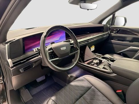 New 2026 Cadillac Escalade IQ Sport 1 w/ LPO, ONYX Package AWD/4WD image 9