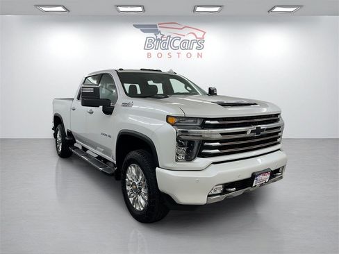 Used 2023 Chevrolet Silverado 3500 High Country image 3