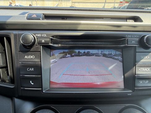 Used 2016 Toyota RAV4 LE AWD/4WD image 23
