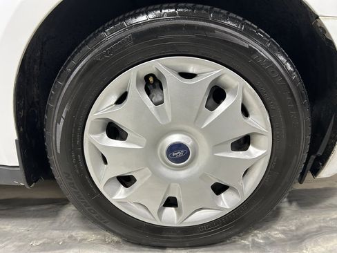 Used 2018 Ford Transit Connect XLT image 17