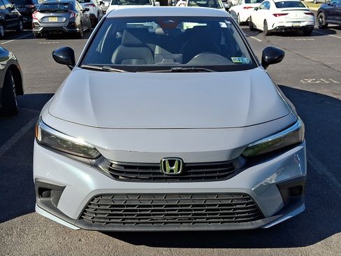 Used 2022 Honda Civic Sport image 2