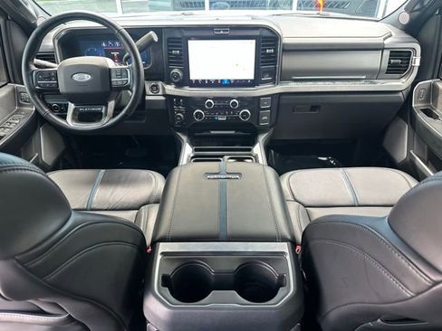 Used 2025 Ford F250 Platinum image 9