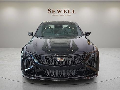 New 2026 Cadillac CT5 V Blackwing w/ Carbon Fiber 2 Package RWD image 8