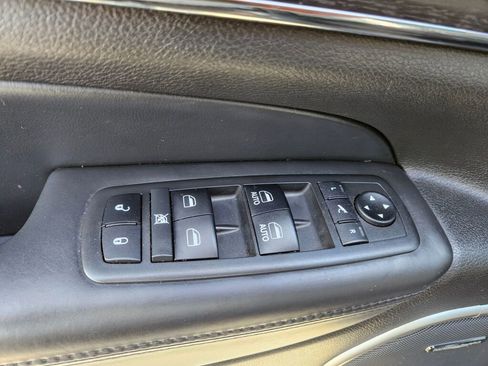 Used 2018 Jeep Grand Cherokee High Altitude image 24