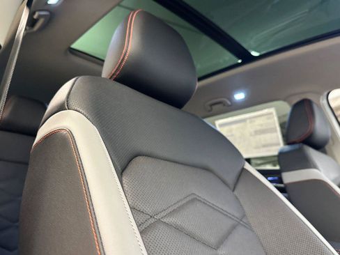 New 2025 Volkswagen Atlas Peak Edition SE image 16