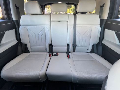 Used 2025 Hyundai Santa Fe SEL image 41