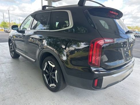 Used 2025 Kia Telluride S image 5