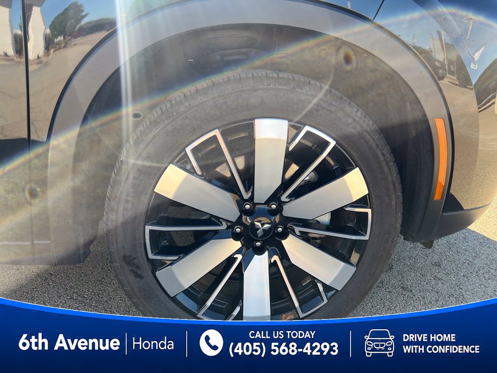 Used 2025 Mitsubishi Outlander SE AWD/4WD image 12