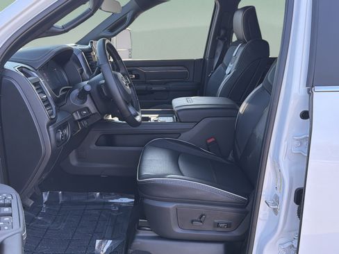 New 2026 RAM 3500 Limited AWD/4WD image 22