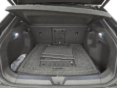 Used 2023 Volkswagen ID.4 Pro S RWD image 8