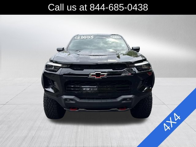 Used 2025 Chevrolet Colorado ZR2 w/ Technology Package AWD/4WD image 2