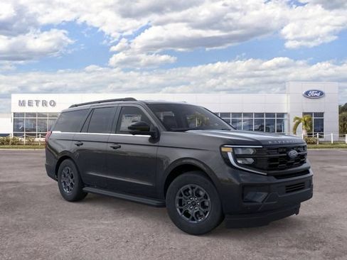 New 2026 Ford Expedition Active RWD image 18