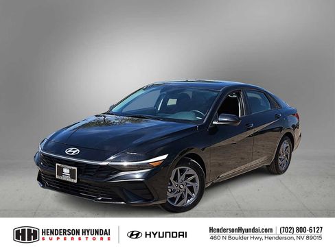 Certified 2024 Hyundai Elantra SEL FWD image 1