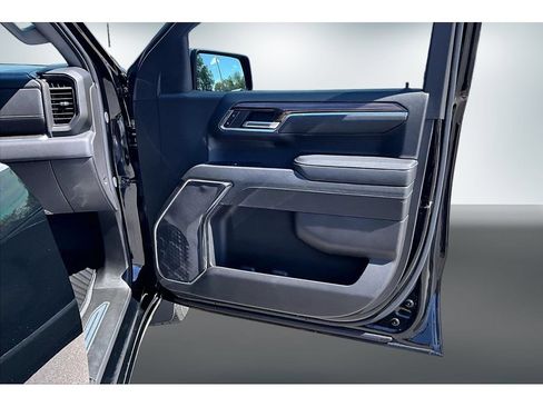 Used 2024 Chevrolet Silverado 1500 LT AWD/4WD image 26