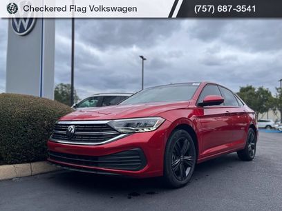Used 2024 Volkswagen Jetta SE w/ Panoramic Sunroof Package