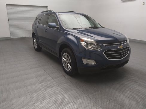 Used 2017 Chevrolet Equinox LT image 13