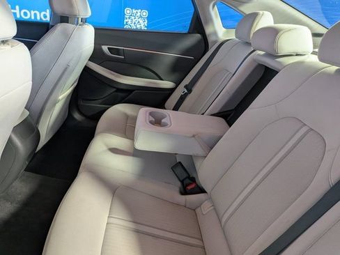 Used 2025 Hyundai Sonata SEL FWD image 17
