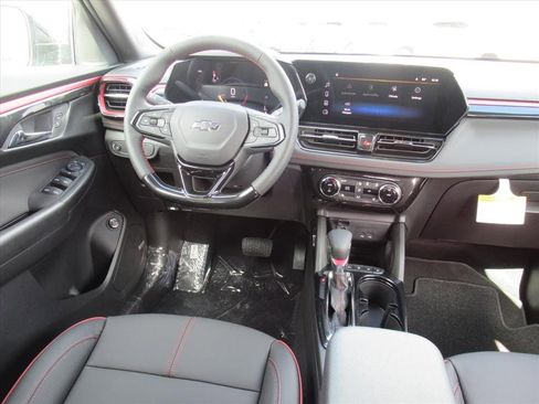 New 2026 Chevrolet TrailBlazer RS w/ Convenience Package FWD image 14
