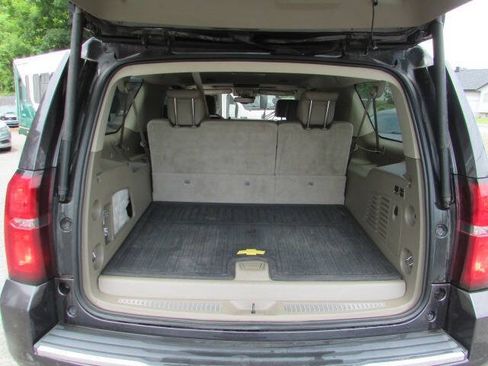 Used 2015 Chevrolet Suburban LTZ AWD/4WD image 10