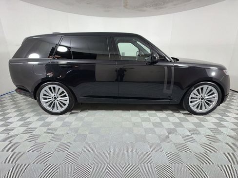 New 2026 Land Rover Range Rover Long Wheelbase SE AWD/4WD image 6