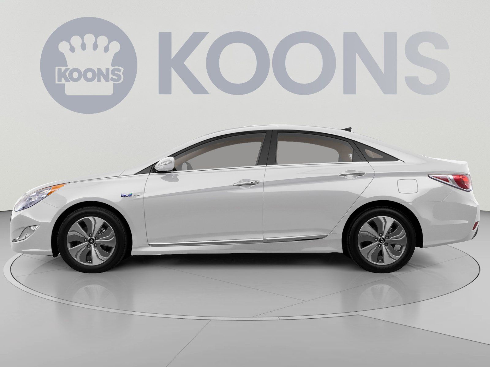 Used 2014 Hyundai Sonata Limited w/ Panoramic Sunroof Package 02 FWD image 2