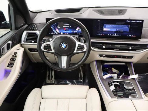 Used 2024 BMW X5 xDrive40i w/ M Sport Package image 19