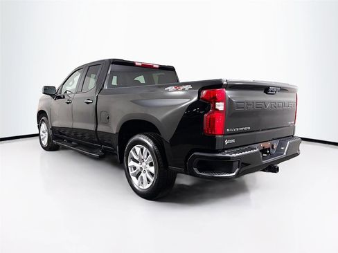 Used 2024 Chevrolet Silverado 1500 Custom image 5