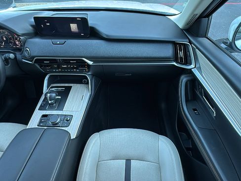 Certified 2024 MAZDA CX-90 Plug-In Hybrid w/ Preferred image 36