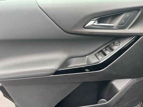 New 2026 Chevrolet Equinox LT FWD image 11