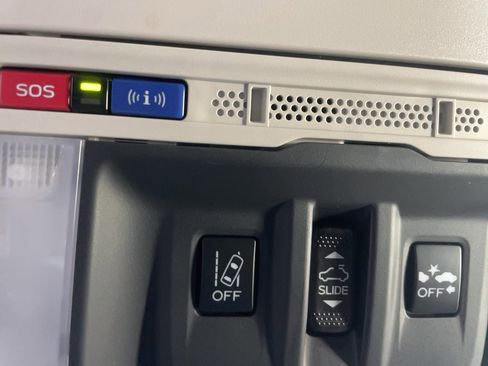 Used 2024 Subaru Forester Premium AWD/4WD image 10